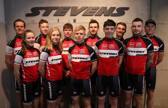 STEVENS MTB Racing Team: Mannschaftsgruppenbild